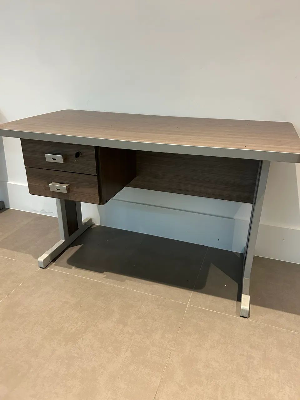 Mesa de escritório 