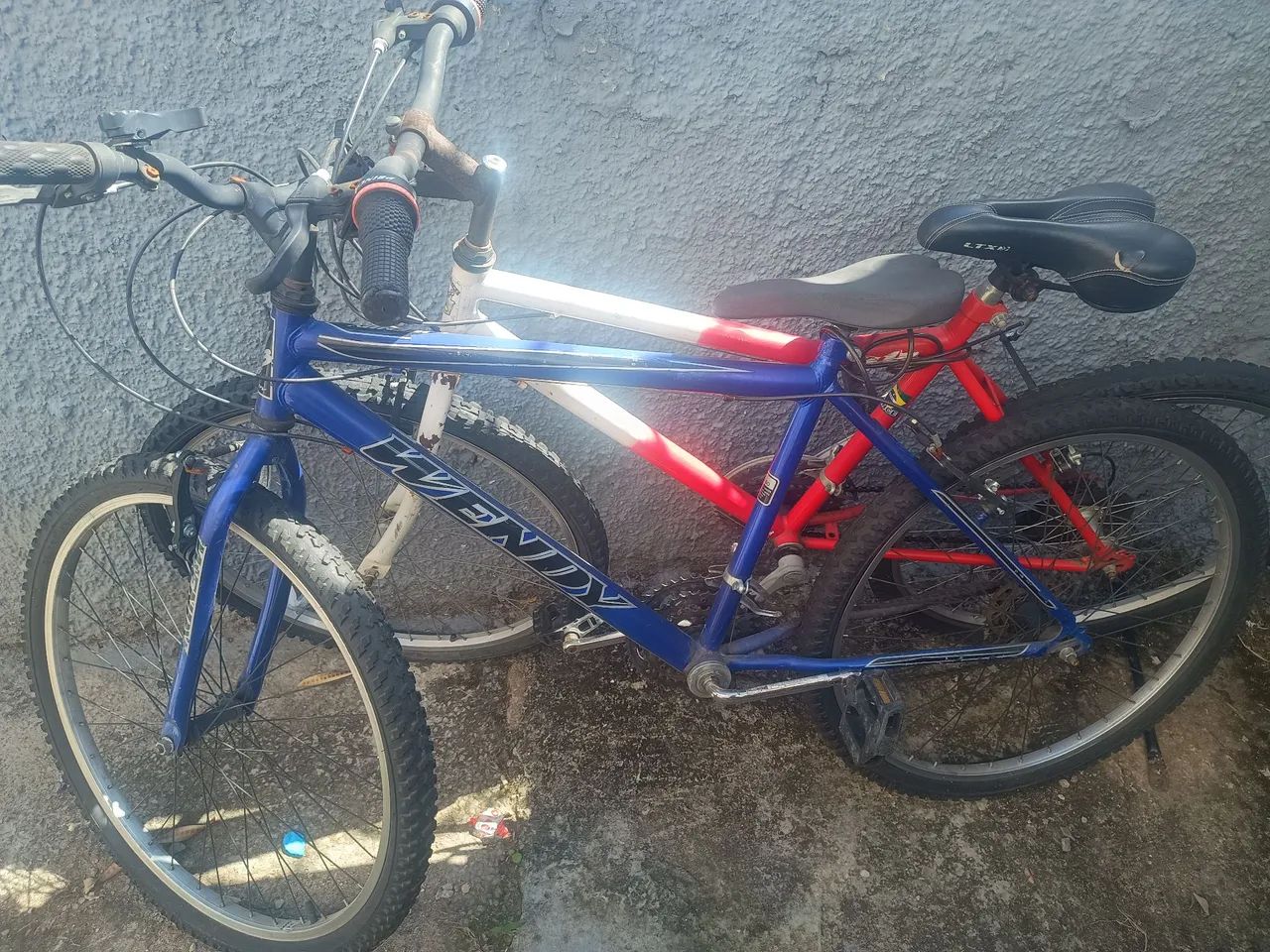 Vendo barato 2 bicicletas para sair rápido 