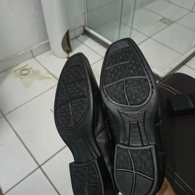 Sapato social preto couro 100 % legítimo  - Foto 2