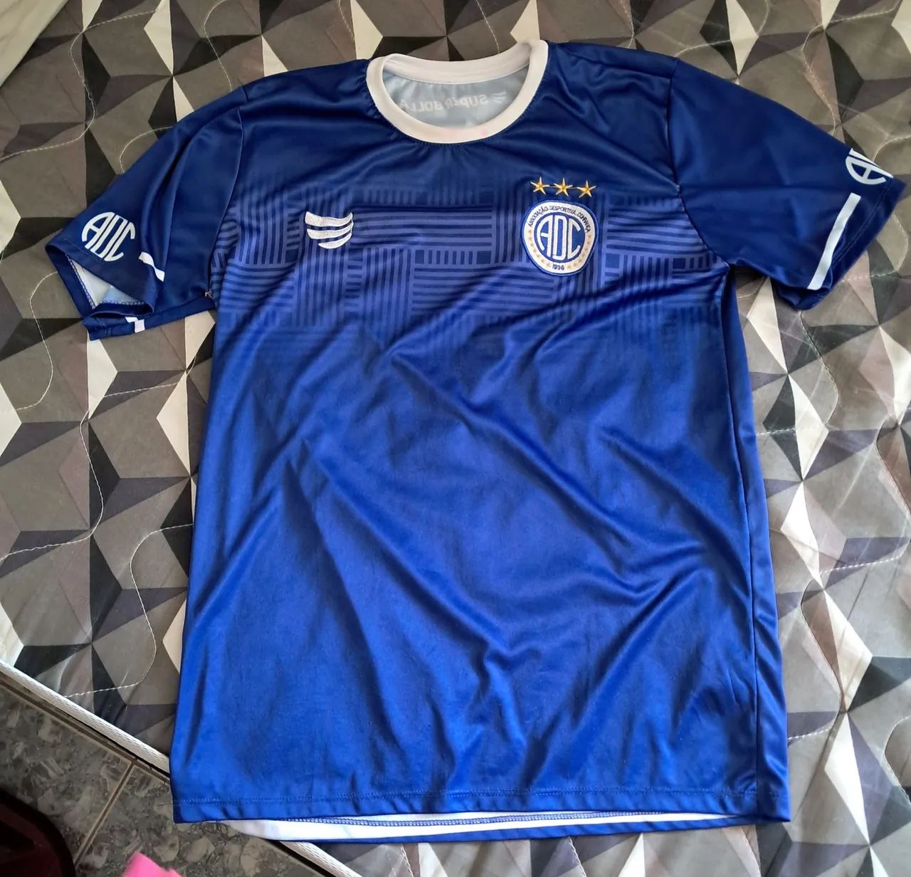 Camisa do confiança 
