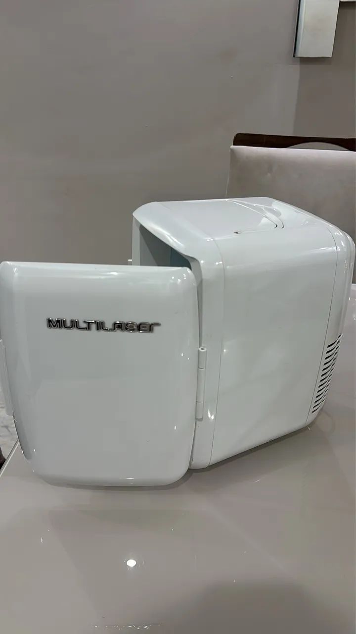 Vendo geladeira mini Multilaser - Foto 2