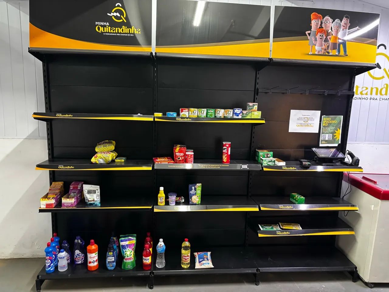 Gôndolas para mercado grande e pequenas 