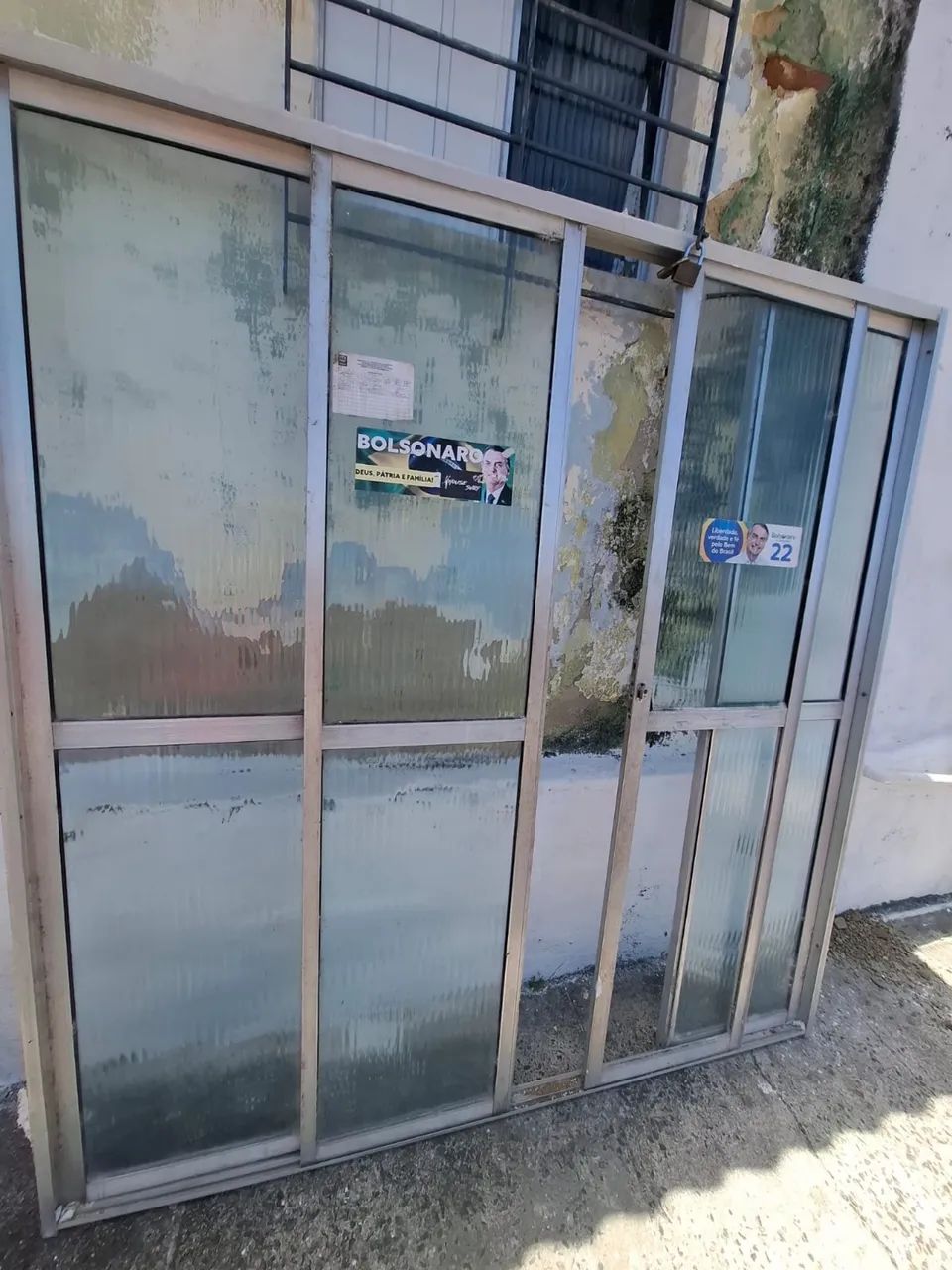 Porta de alumínio usada (4Folhas)