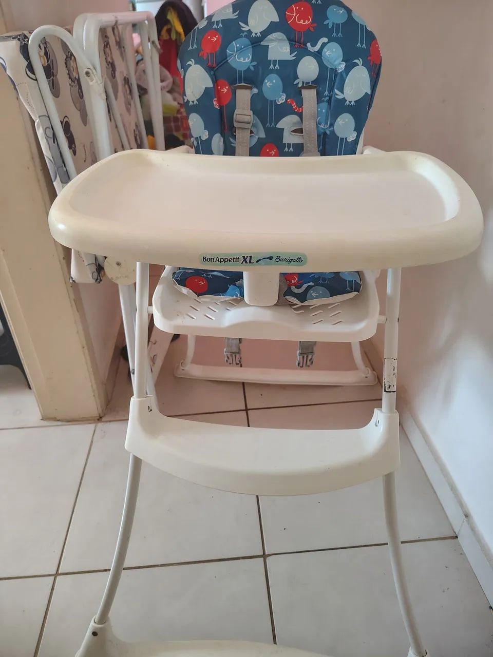 Cadeira alimentação  - Foto 2