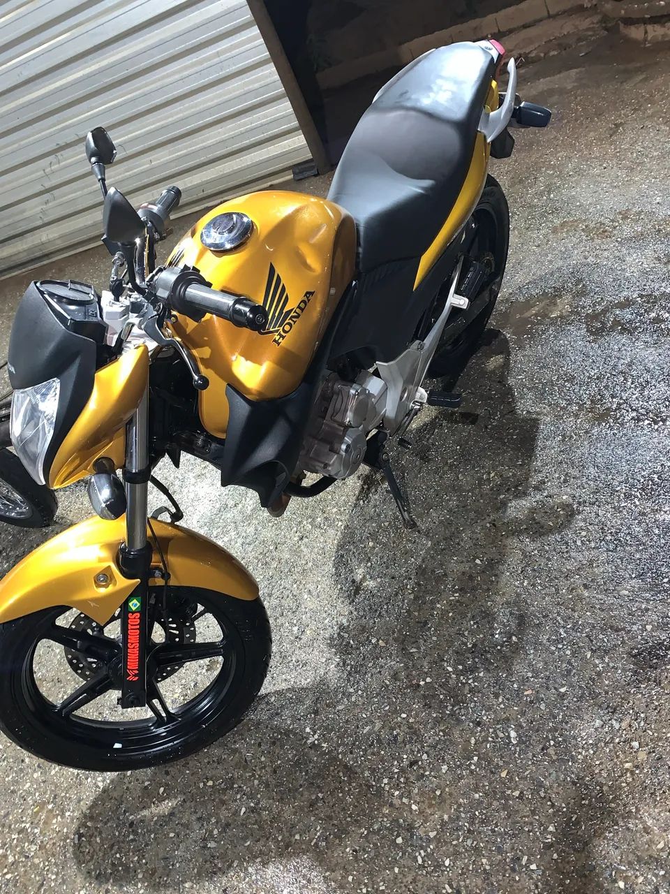 CB 300 - Foto 2