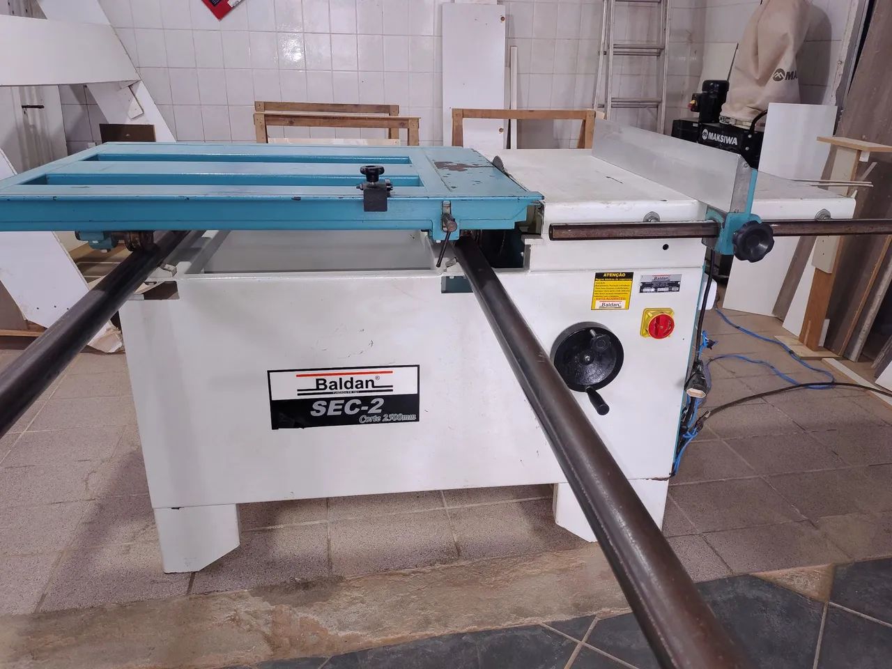 Esquadrejadeira Baldan sec 2 