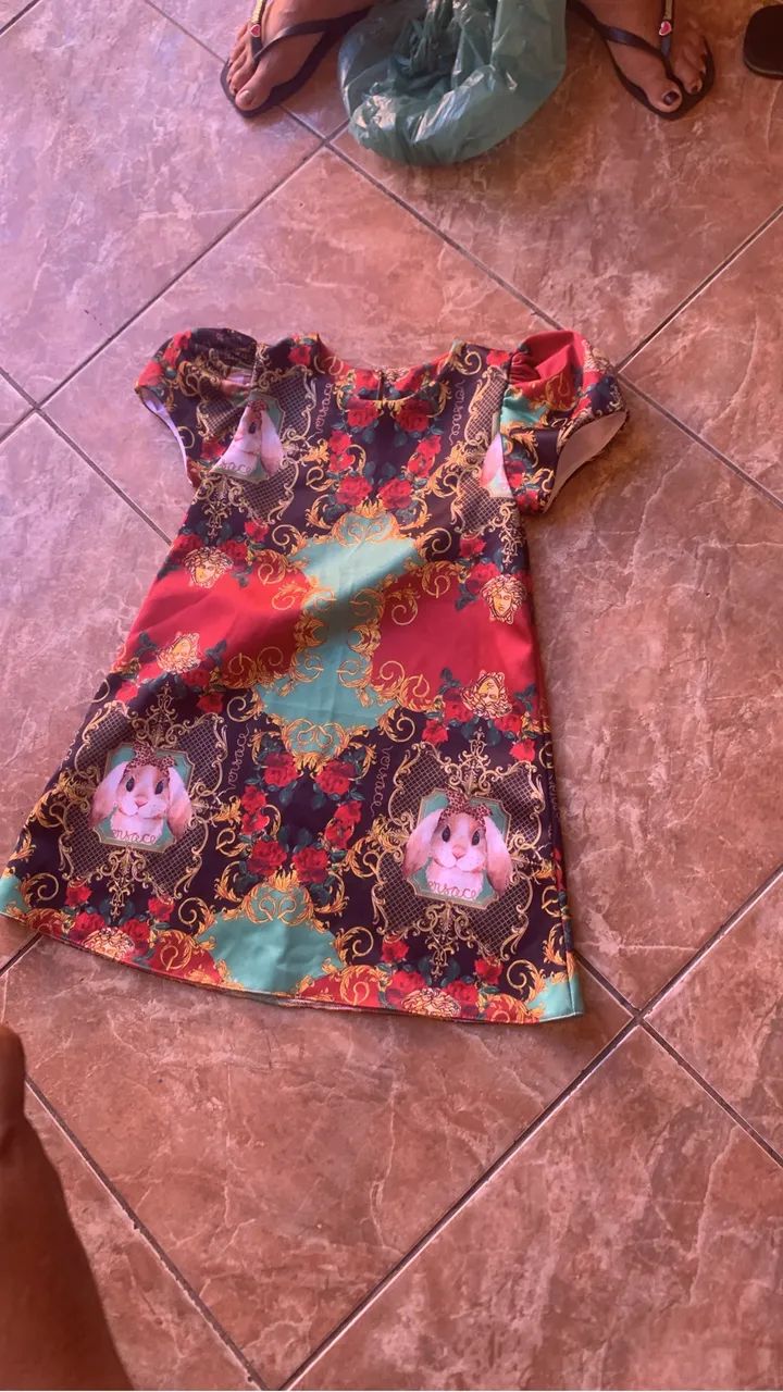 Vestidos infantis novos - Foto 2