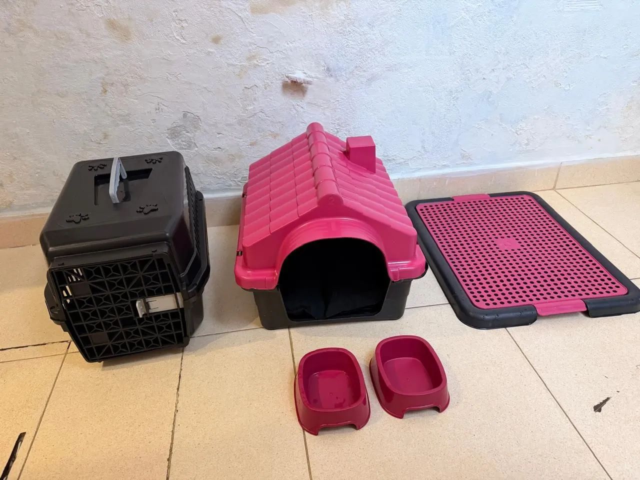 Vendo Kit casinha pra cachorro 