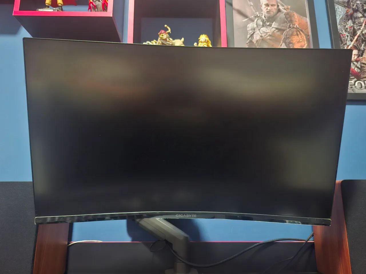 Monitor gigabyte 27'' 165HZ curvo 1440P HDR - Foto 3