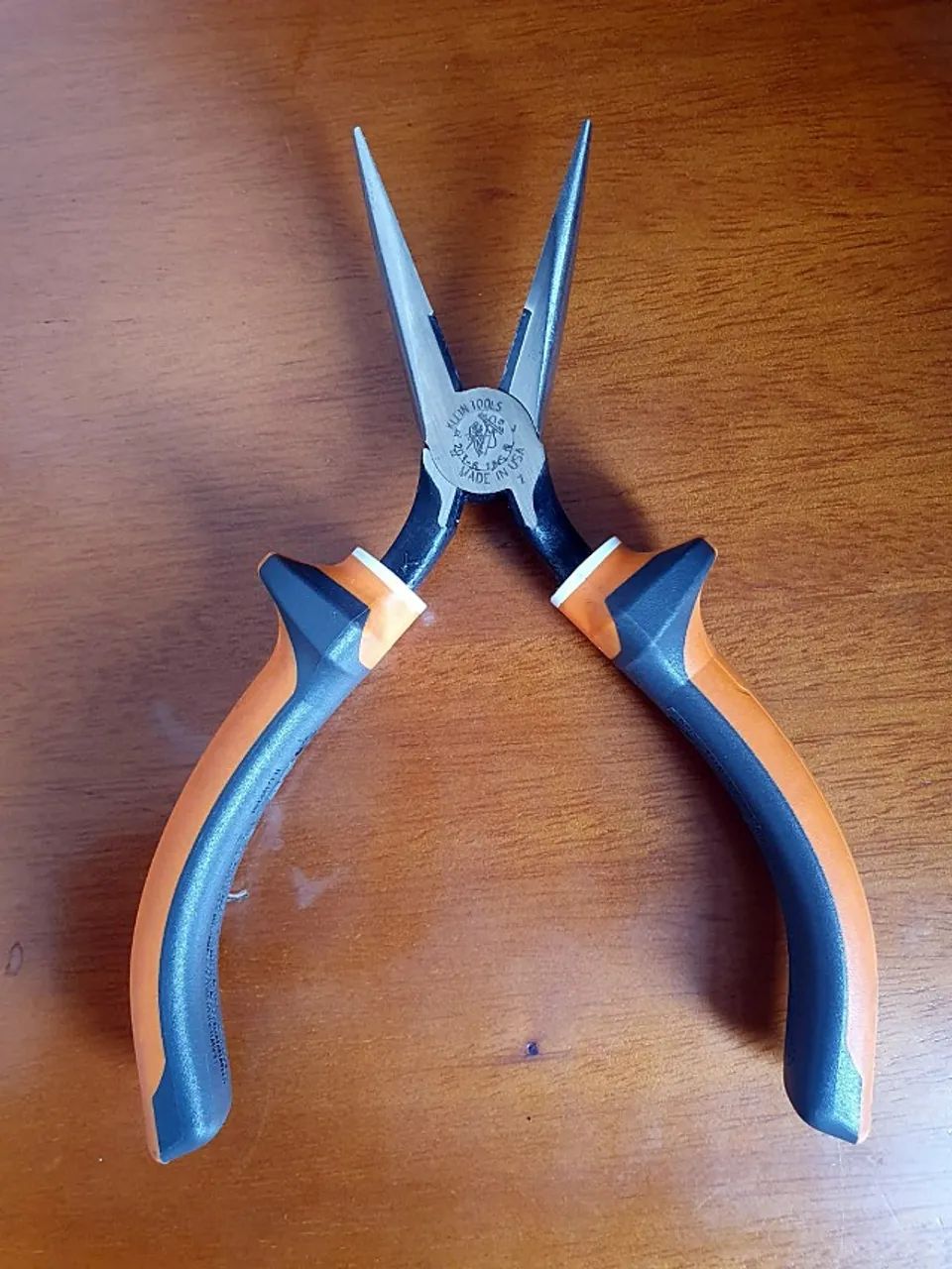 Alicate Klein Tools Isolado VDE 6 polegadas 2036EINS - Foto 2