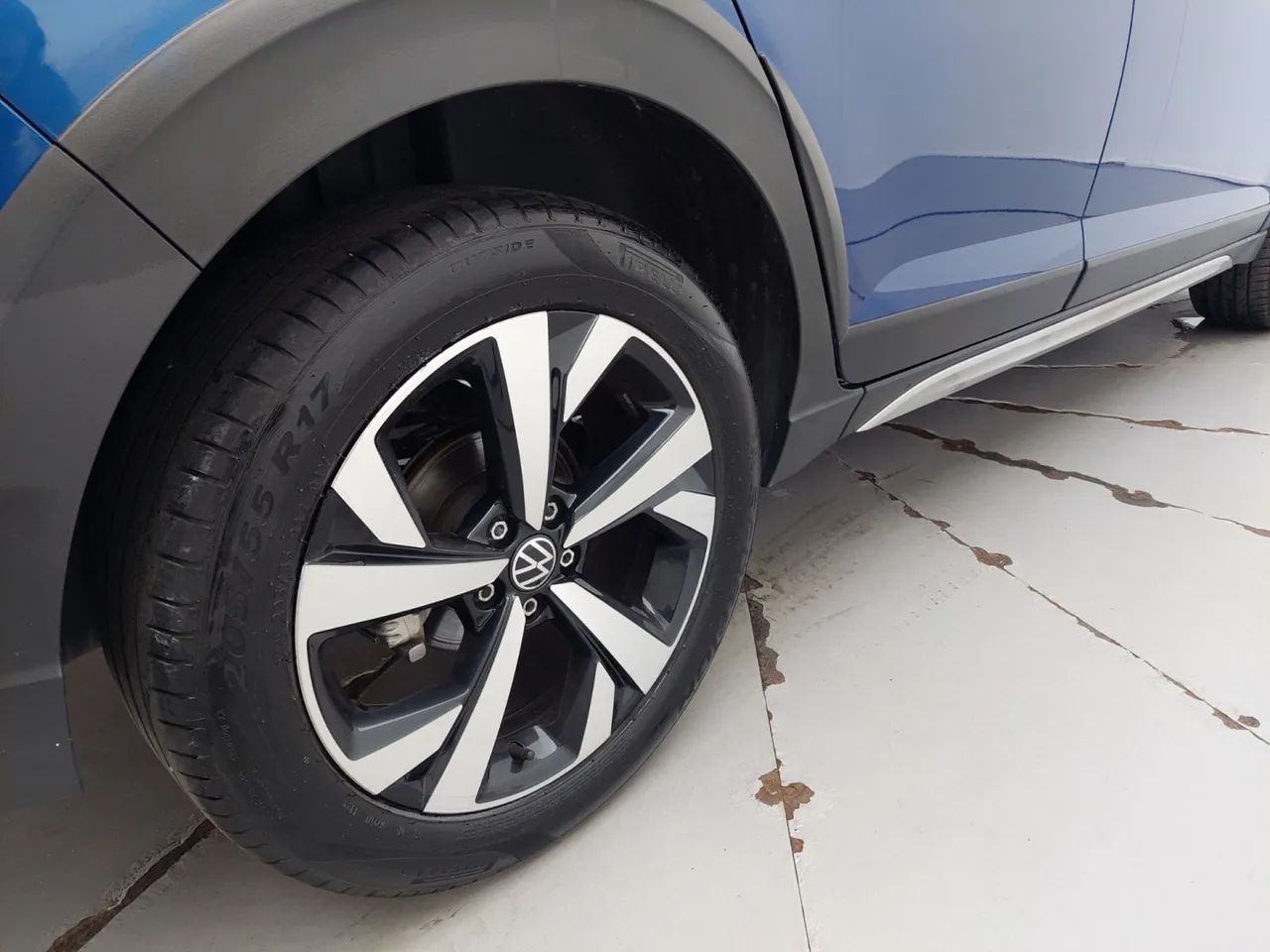 Volkswagen Nivus Highline 1.0 200 TSI Flex Aut., foto 14 de 18