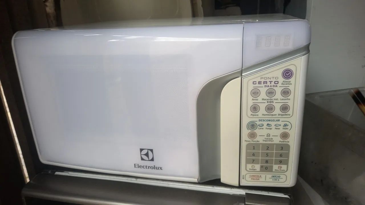 Micro ondas Electrolux 28 - Foto 3