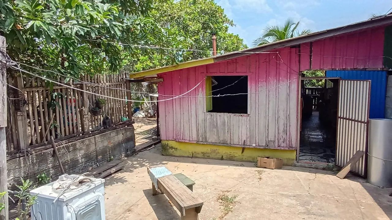 Chácara com duas casas 