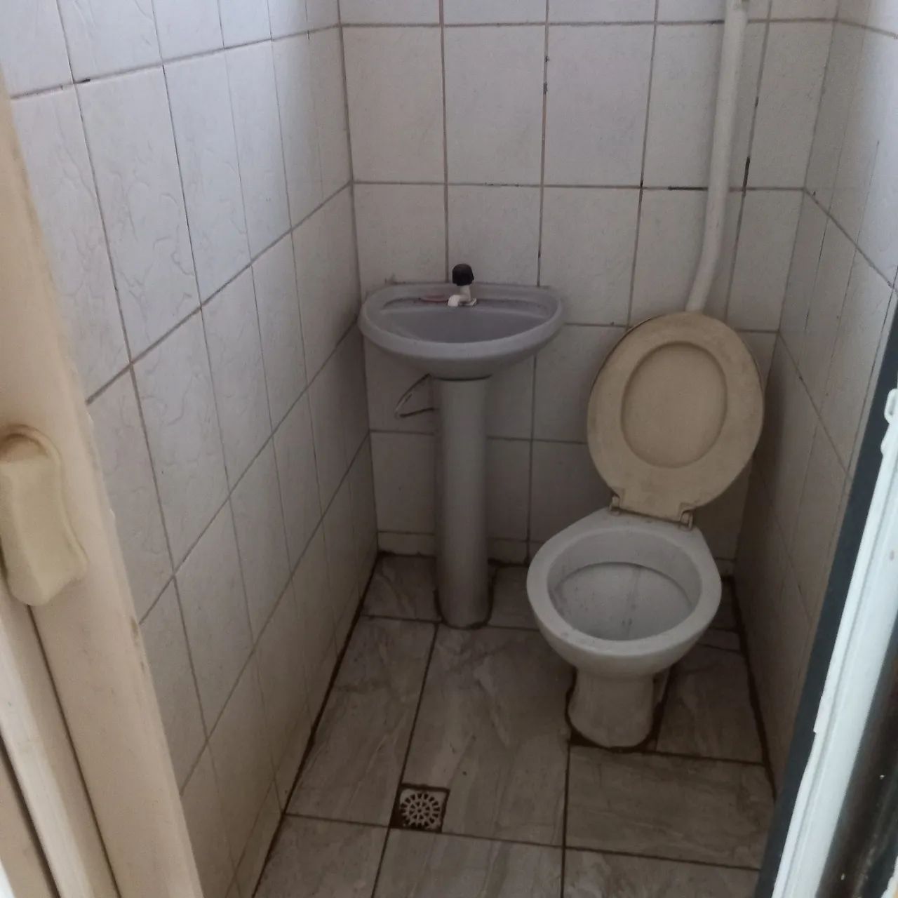 Kitnet leia o anúncio nao tem garagem  - Foto 2