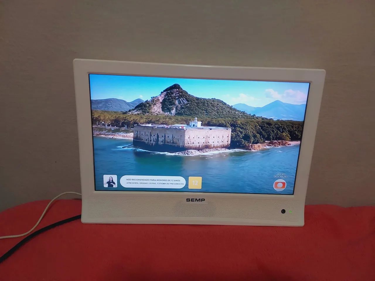 TV de LED SEMP TOSHIBA 14 polegadas 
