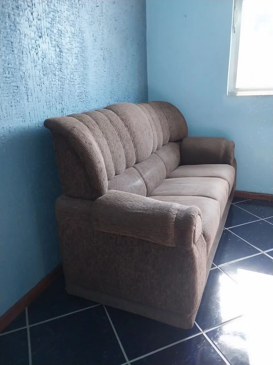 Sofá de Três Lugares - Foto 2