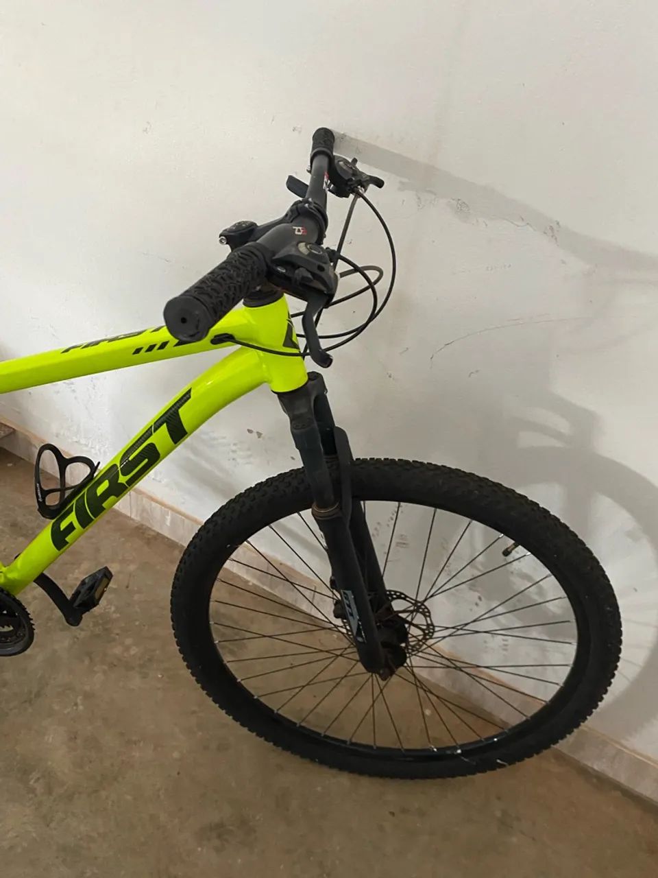 ? Bike First Aro 29 - Estado de Nova! - Foto 2