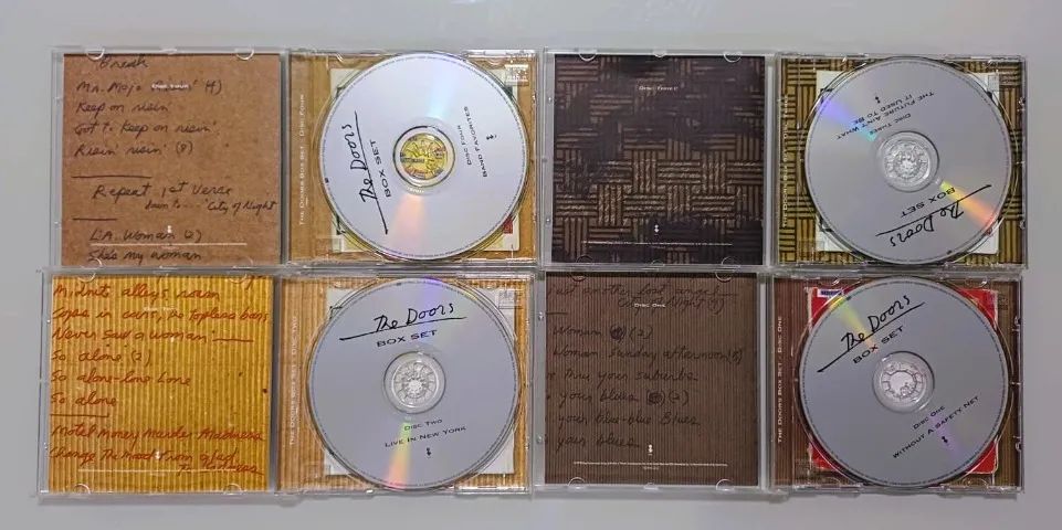Box Set The Doors (4 Cds E Livro Ilustrado) Importado - Foto 5