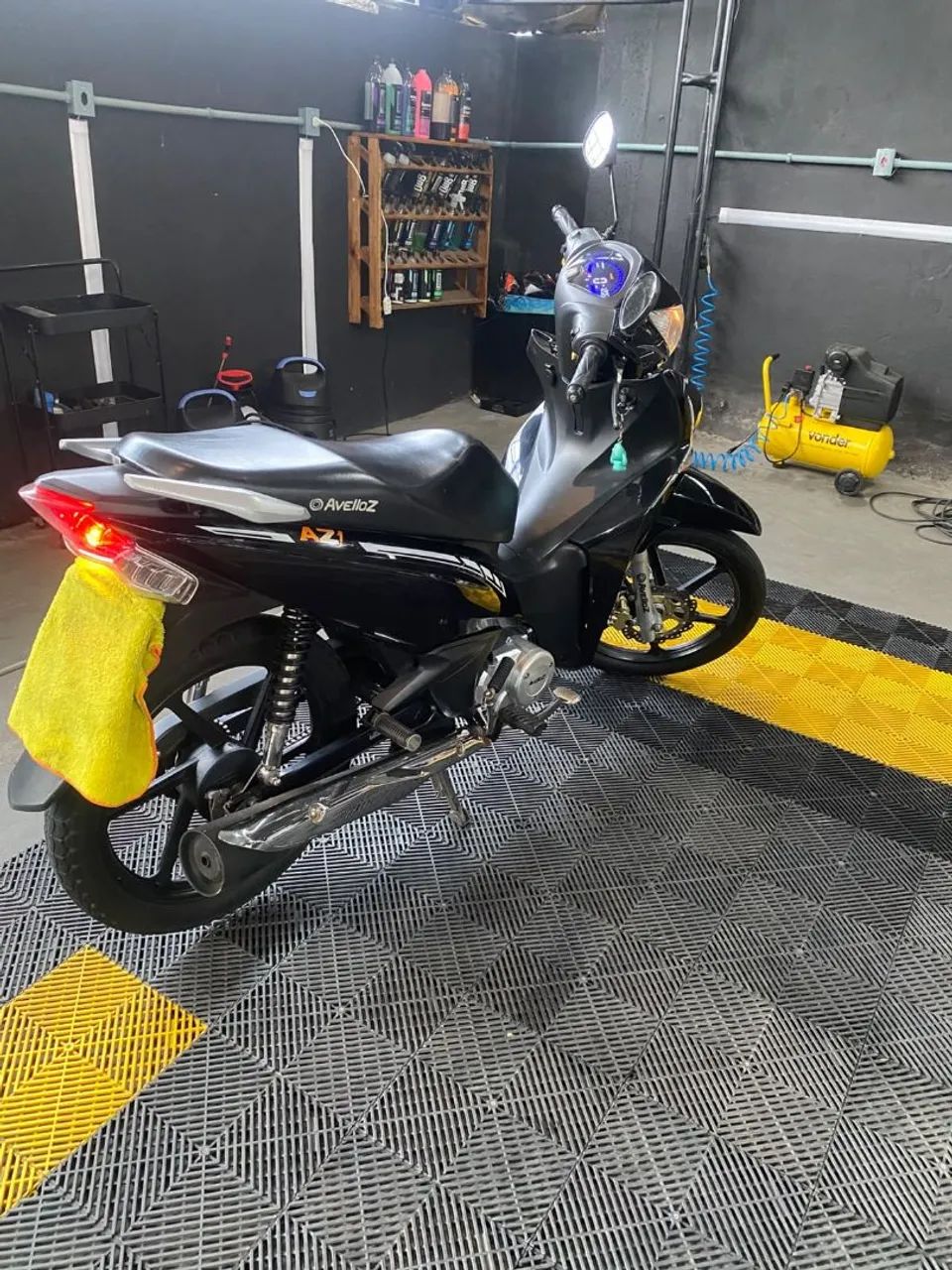Moto Avelloz  - Foto 3