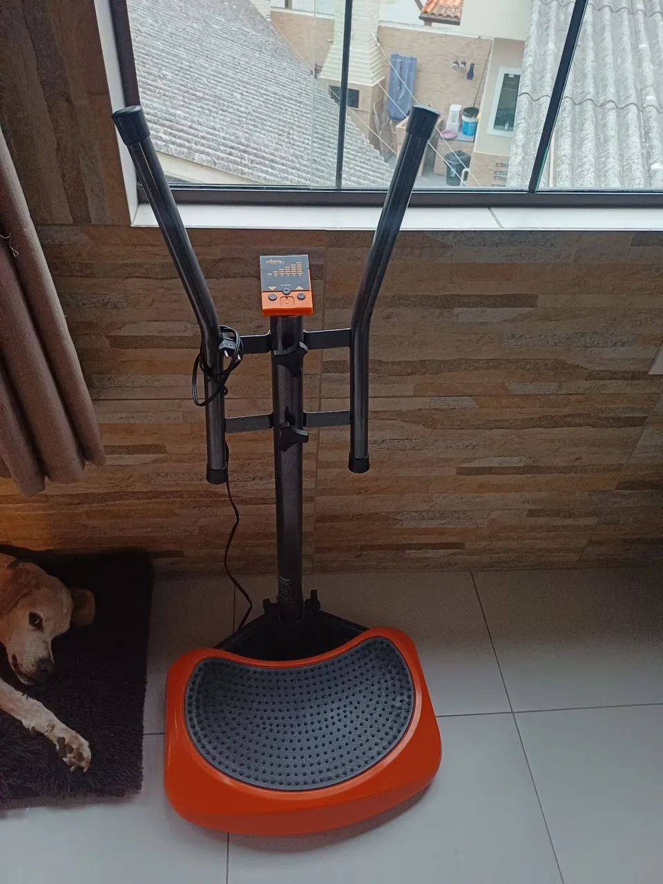 Vendo plataforma vibratória Vibrofit  - Foto 2
