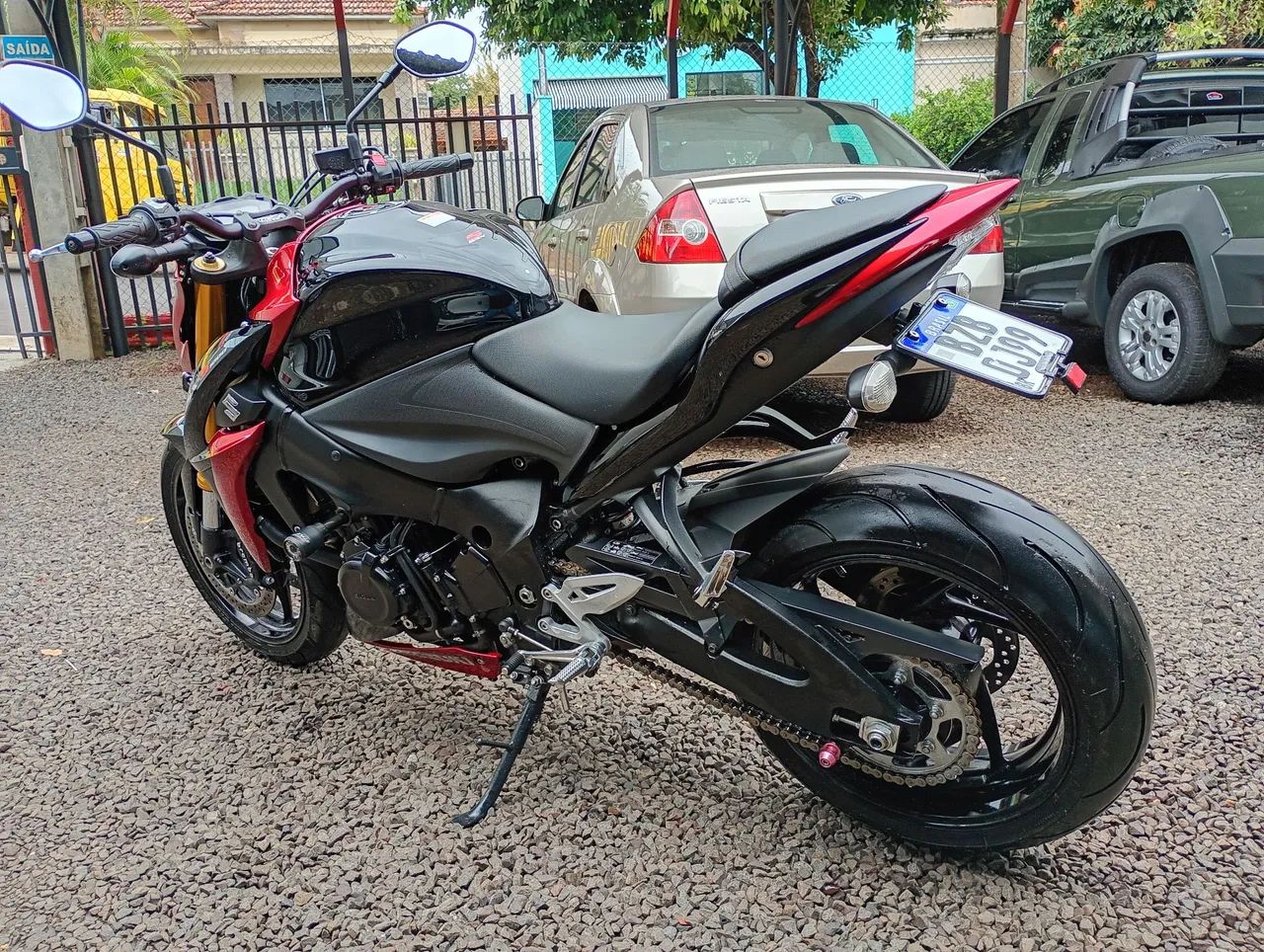 Suzuki 1000 2017 - 1484881206 | OLX