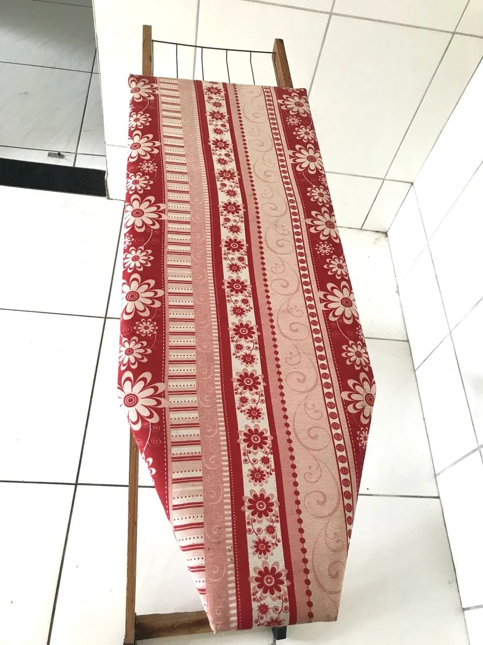 Mesa de Passar Roupa - Foto 2
