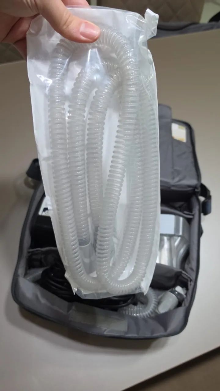 Cpap Resmed com traqueia nova e máscara usada - Foto 4