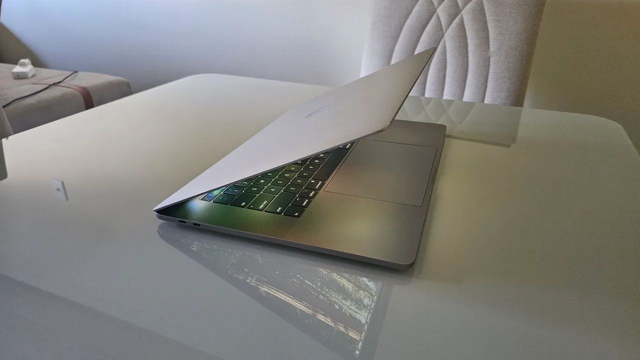 Macbook Pro 2019 i7 16gb 250gb  - Foto 4