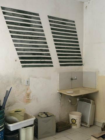 Vendo Prédio Comercial com Casa no Mandacaru - Foto 12