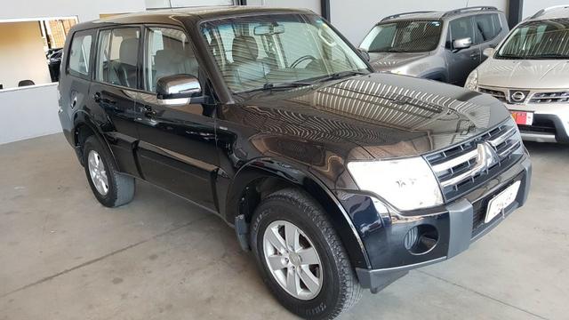 Mitsubishi Pajero Full 3.8