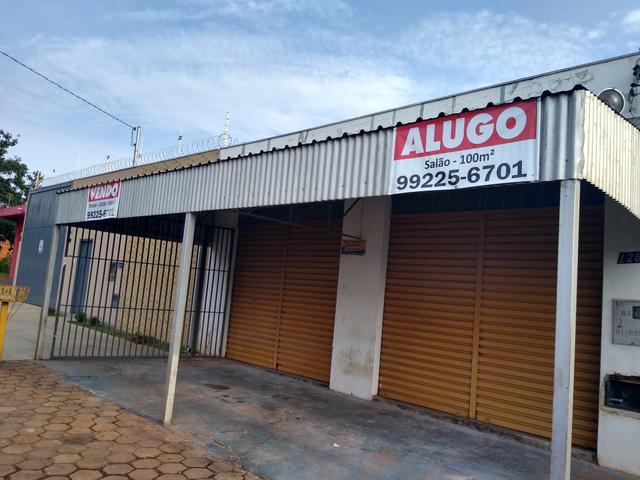 Alugo Salão a rua Filomena Segundo Nascimento,1262, bairro Universitário