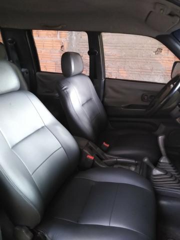 L 200