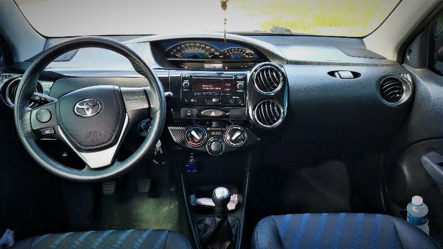 Etios 2015 - 29.000 km rodados - Foto 13