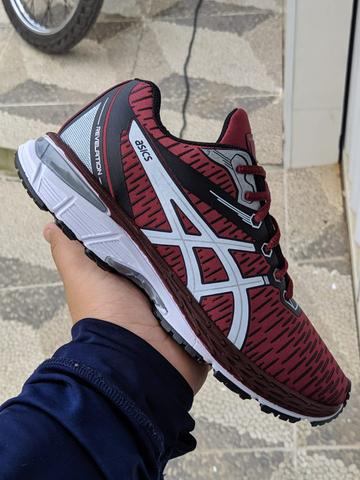 tenis multimarcas asics