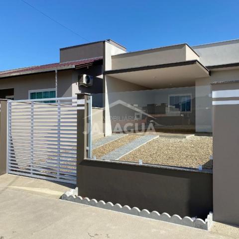 Casa Geminada à Venda, 92,03m² àrea privativa - 1 suíte + 2 quartos - Três Rios do Norte