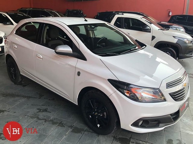 CHEVROLET ONIX HATCH SELECAO 1.0 FLEX 8V 5P