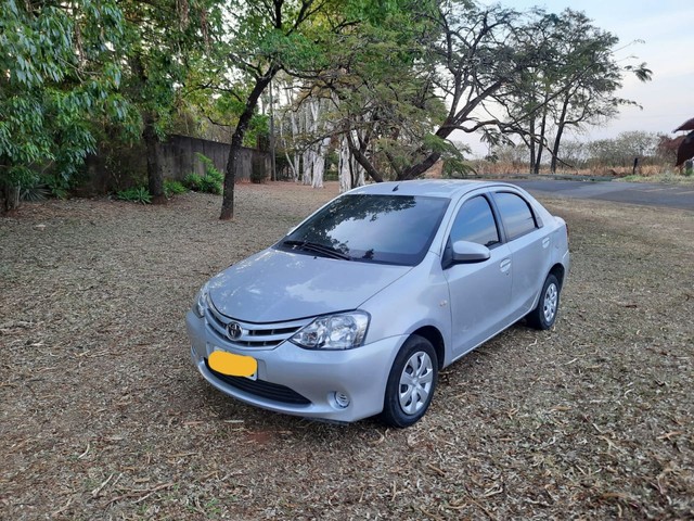 TOYOTA ETIOS SEDAN 1.5 16V 4P FLEX XS