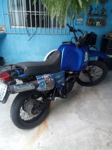 VENDO TENERE 600 ANO 90