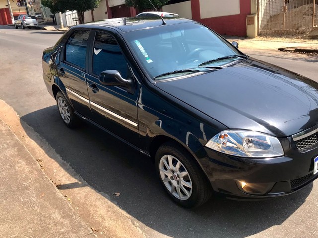 VENDO SIENA EL 1.4 COMPLETO 2º DONO