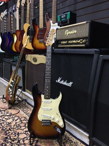 Fender standard MIM com captadores Texas especial - Foto 2