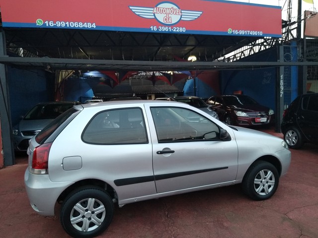 FIAT PALIO CELEBRATION ECONOMY 1.0 PRATA