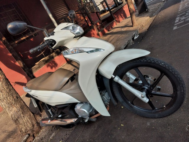 HONDA BIZ 125 2018 BRANCA