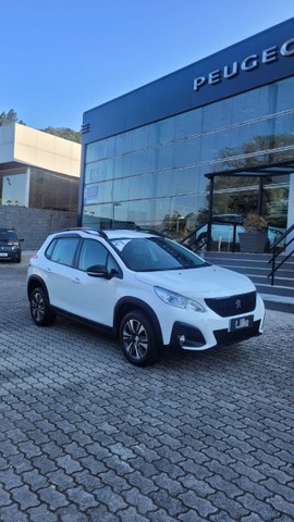 PEUGEOT 2008 ALLURE PACK 1.6 AUTOMÁTICO 2021/2021
