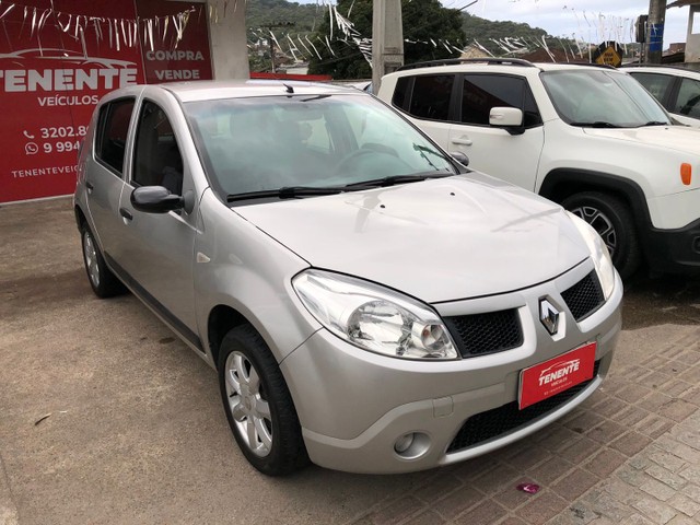 SANDERO EXPRESSION 1.0 8V ANO 2010 COMPLETO