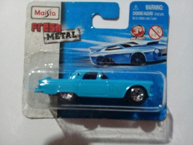 Miniatura Maisto Fresh Metal 1/64 Ford Thunderbird 1956