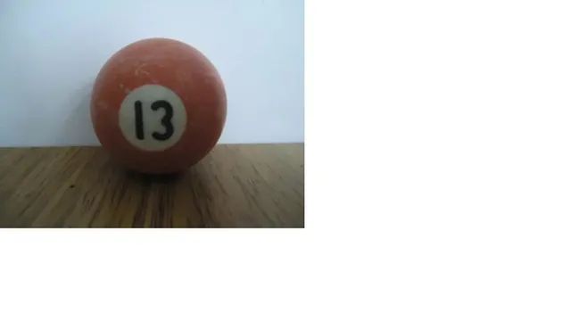 Bola de Bilhar Nº 13 - 16cm