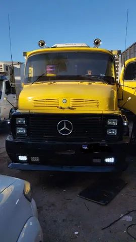 Mercedes 1518