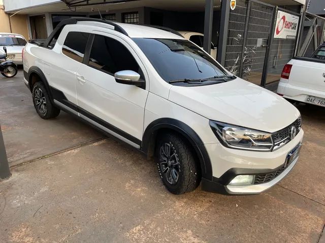 VW - Volkswagen Saveiro Cross 1.6 16v C.D. Branca 2021 - Campo Grande