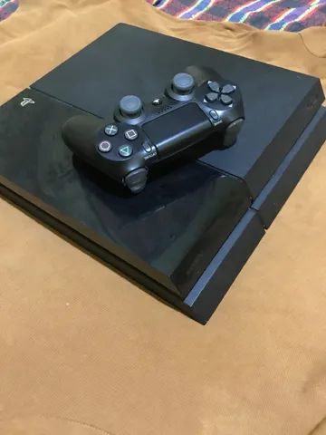 Ps4 com dois controle e um jogo - Videogames - Coroado, Manaus