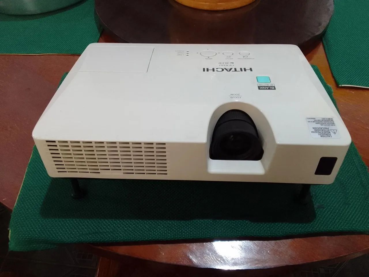 Projetor Hitachi CP-RX82